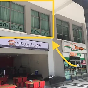  Hostel Vibrant